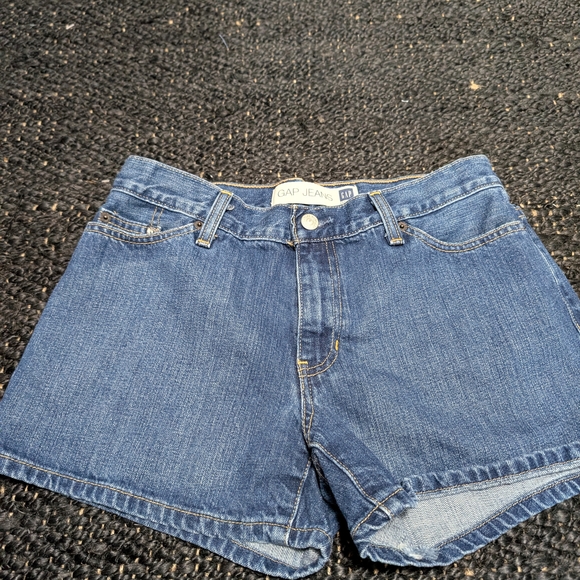 GAP Women's Classic Blue Jean Shorts - Picture 1 of 6